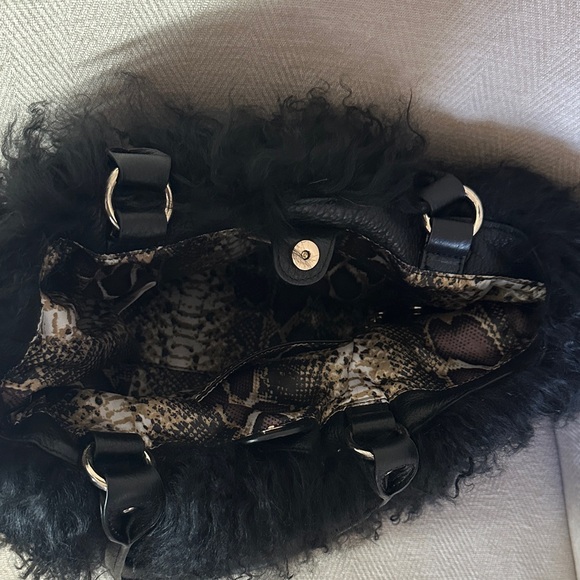 Aqua Madonna Elegant Black Satchel with Plush Fur Trim - Picture 9 of 12